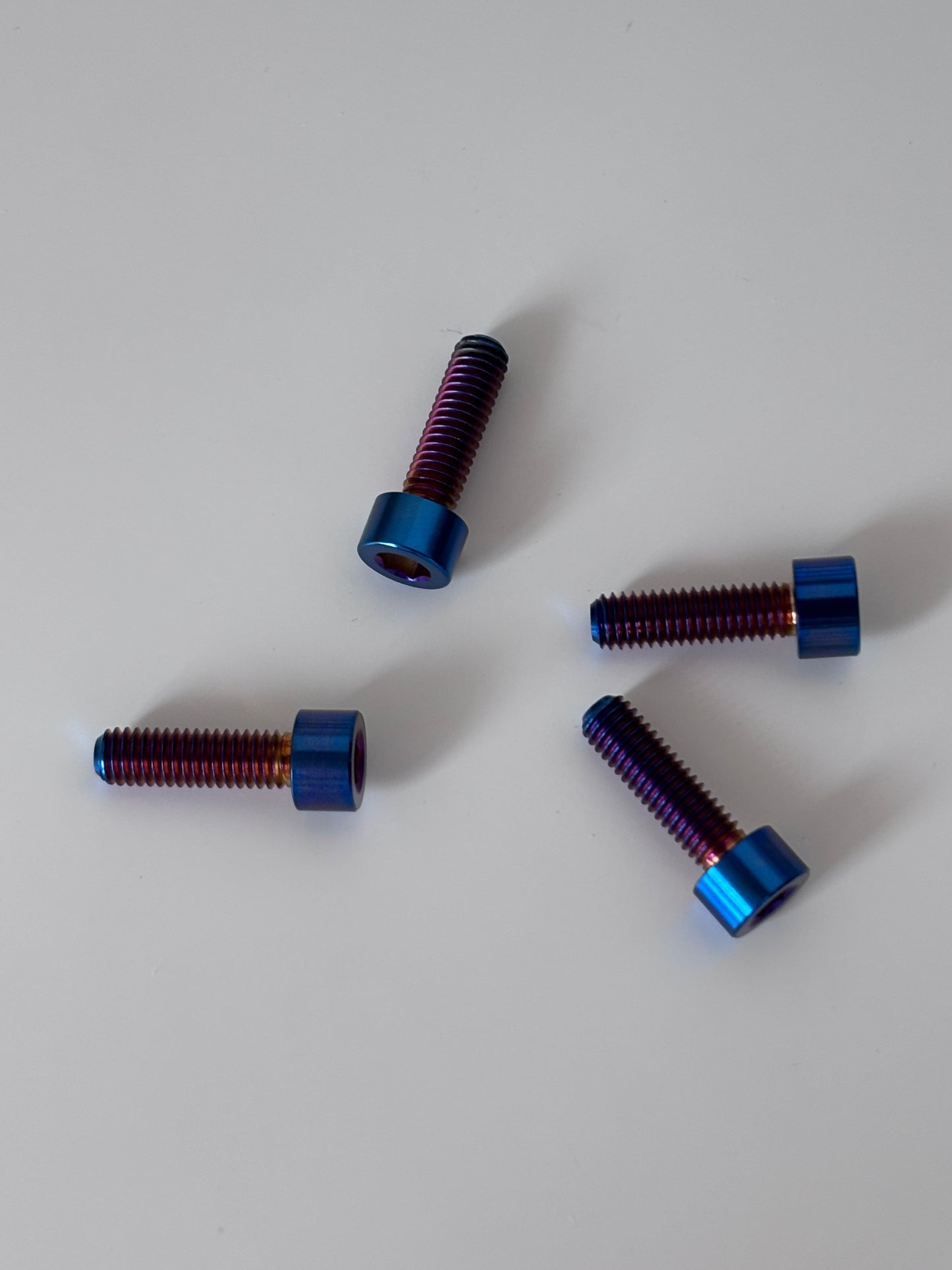 Bar clamp titanium bolts