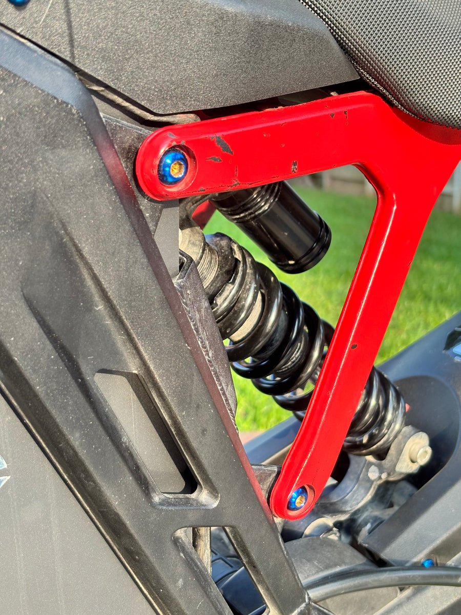 E-Moto subframe bolts