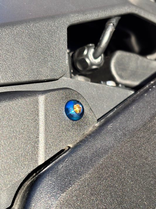 E-Moto Battery lid lock titanium